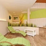 Olympia Haus 4, Whg 37 *
